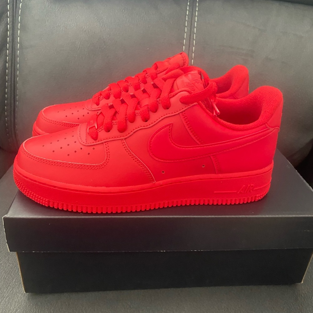 Mens Air Force 1 07 LV8 1